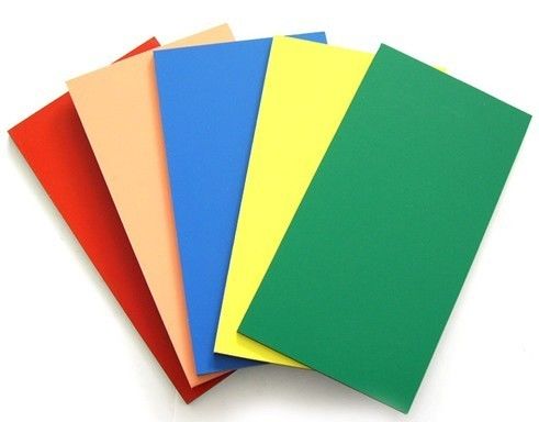 Panel compuesto de aluminio de color duradero cortado a medida para la decoración de edificios
