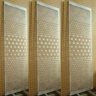 Panel de revestimiento de paredes de cortinas de aluminio perforado para la decoración de pantallas de edificios