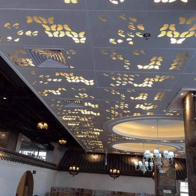 Precio de fábrica revestimiento de paredes exteriores de color sólido interior y exterior de aleación arquitectónica cortina de pared de madera carilla de aluminio