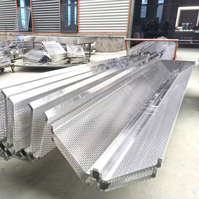 Revestimiento de aluminio perforado o paneles de techo con estilo Cortado por láser o CNC